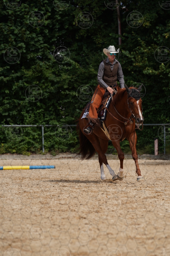s_A9_01384.jpg